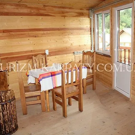 трембіта Hotel Deliatyn